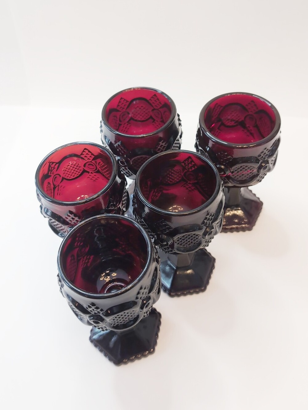Vintage Avon Cape Cod Set Of 5 Ruby Red Small Goblets - Picture 4 of 5